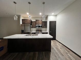 9521 W Delores Dr, Sioux Falls, SD 57106