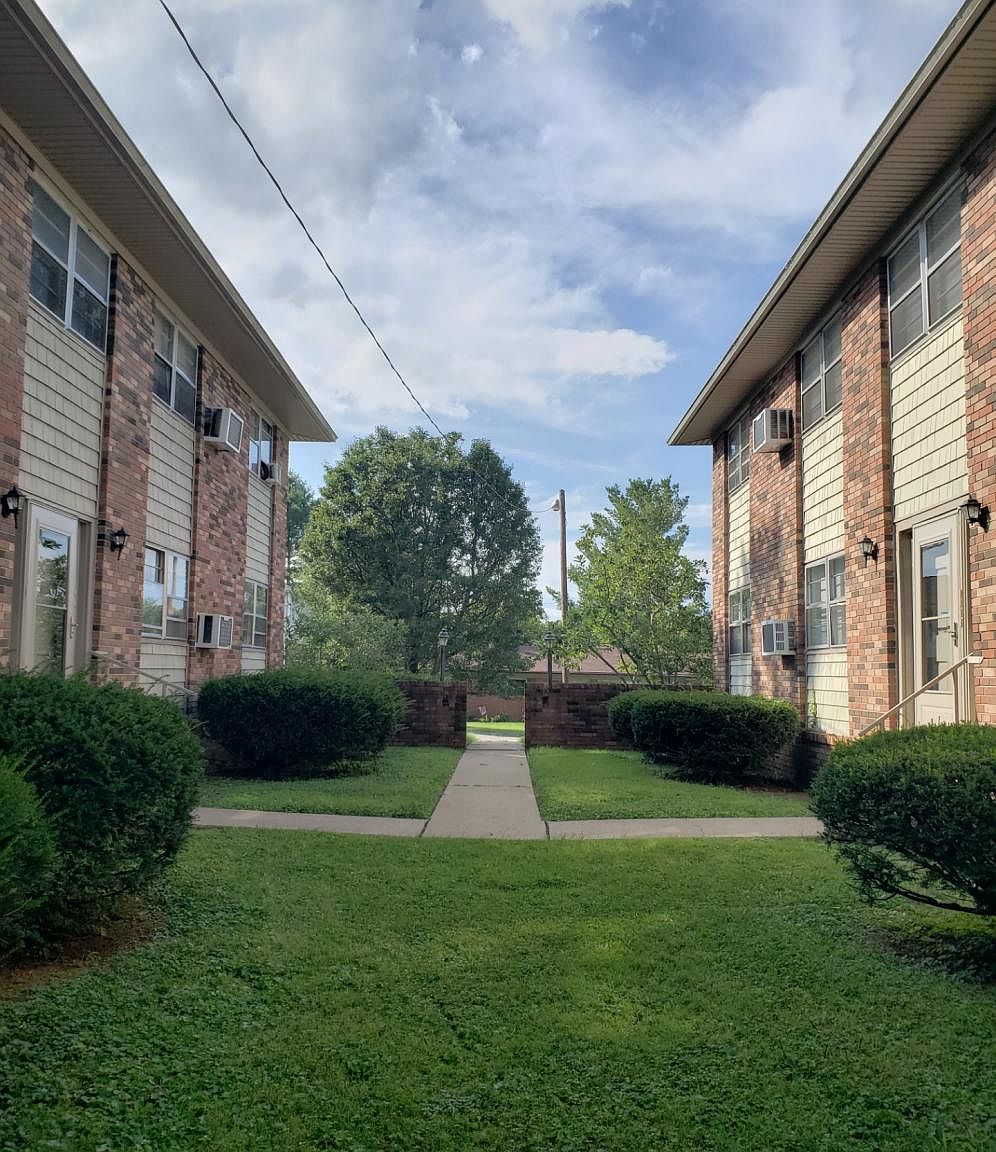 105 Bourbon Hills Dr APT 1, Paris, KY 40361 Zillow