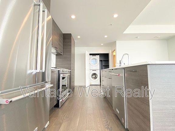 5th image of 1181 Sunset Dr #1905