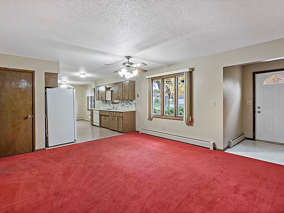 3rd image of 13940 64th Ave N