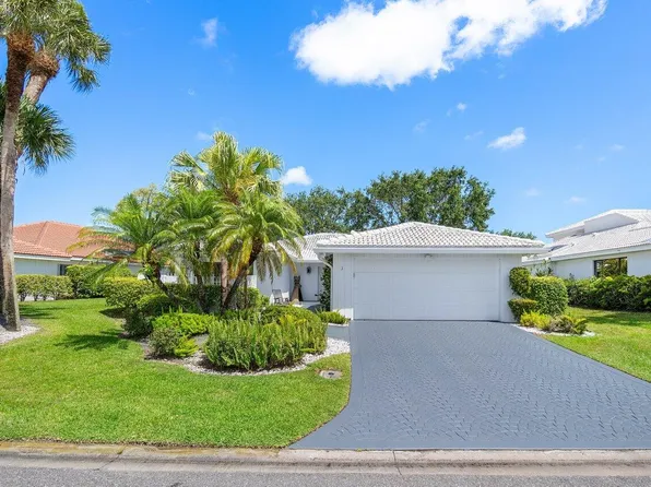 3 Estate Drive, Boynton Beach, FL 33436