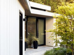 (Undisclosed Address), Mill Valley, CA 94941