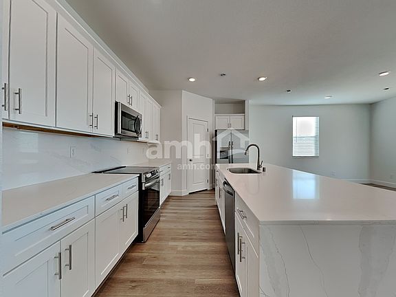 3rd image of 9235 River Owl Ct