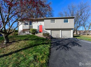 17 Wellington Rd, East Brunswick, NJ 08816