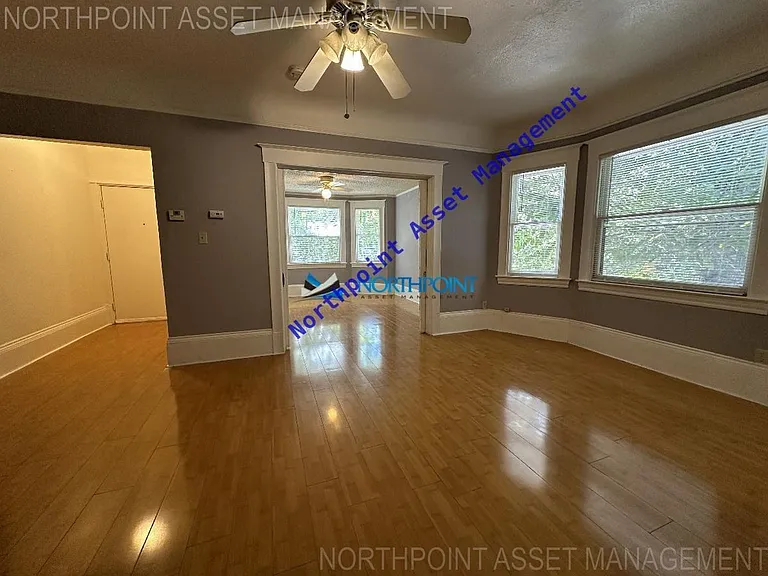 1401 F St #3 — Photo 10