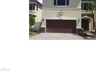 8666 W 33rd Ave, Hialeah, FL 33018
