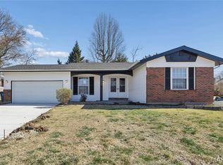 12062 Cato Dr, Florissant, MO 63033