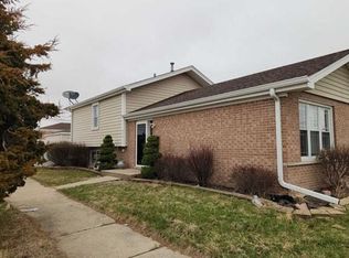1422 Memorial Dr, Calumet City, IL 60409