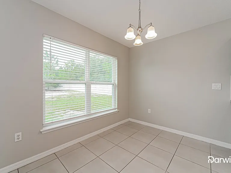 381 Hibiscus Dr — Photo 7