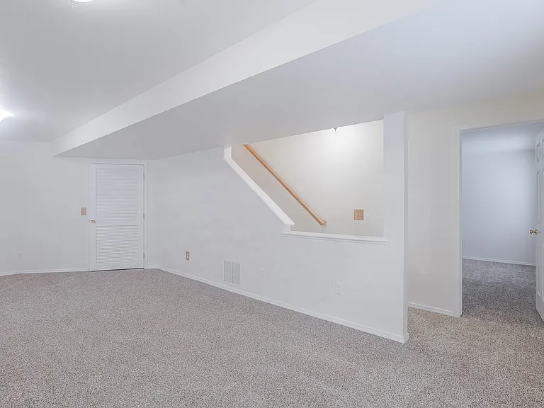 8302 Cooper River Dr — Photo 17
