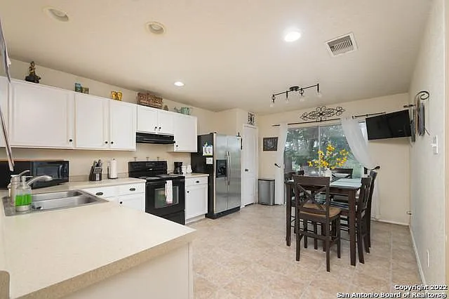 1427 Range Fld — Photo 4