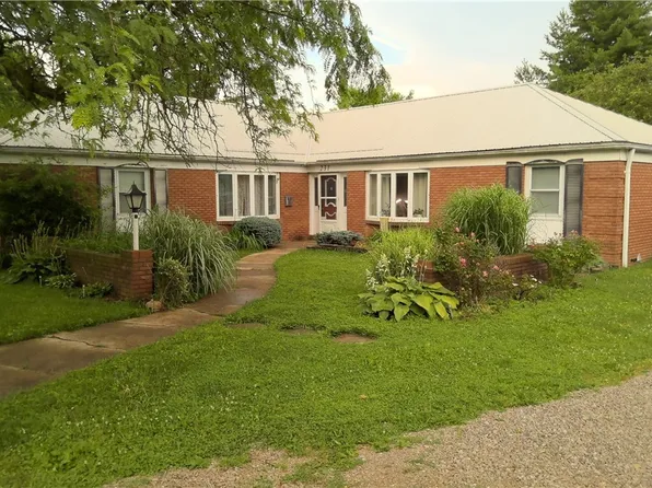 231 Lawrence St, Bellevue, OH 44811