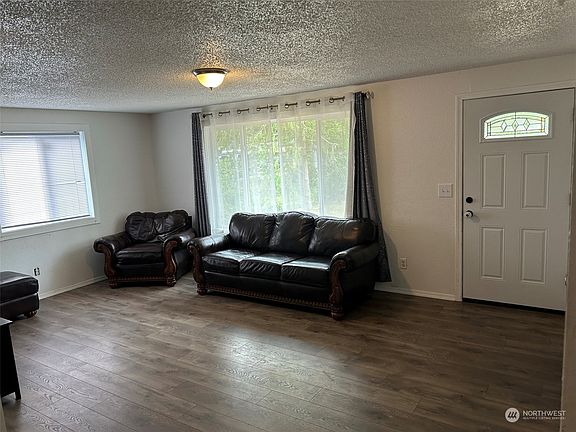 2nd image of 12517 106th Avenue Ct E