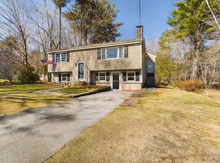 11 Old Auburn Rd, Derry, NH 03038