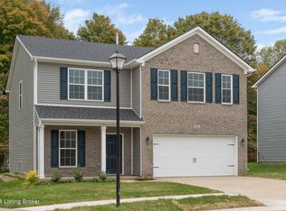 8432 Gateway Run Rd, Louisville, KY 40229