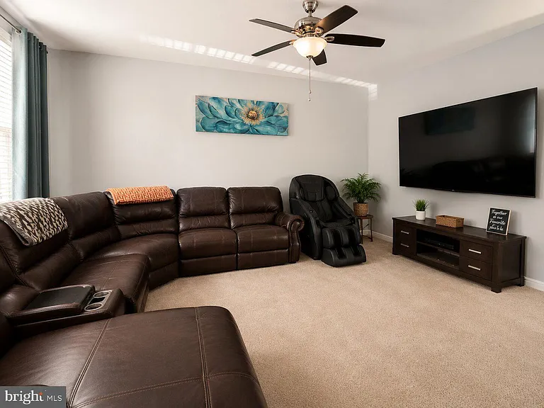45610 Catalina Ln — Photo 17