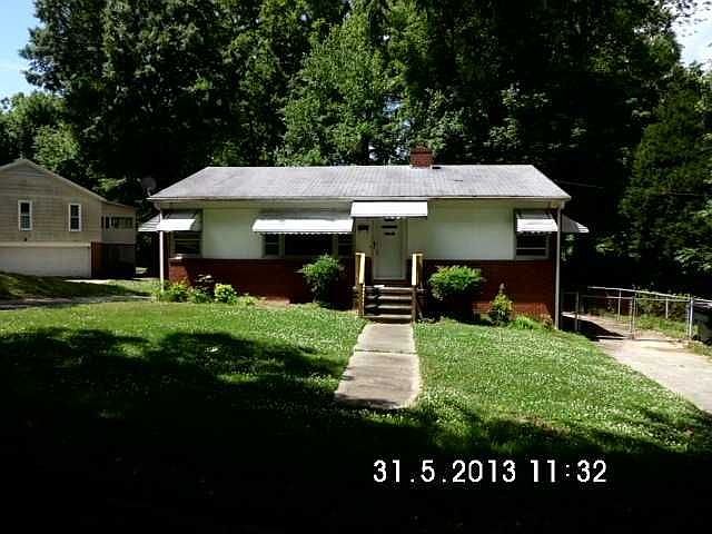 1st image of 330 Courtland Ter