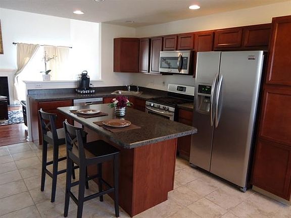 3rd image of 25B Pointe West Dr