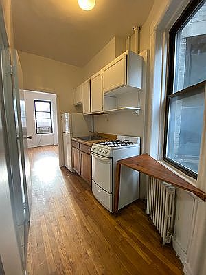 1st image of 221 E 32nd St APT 15