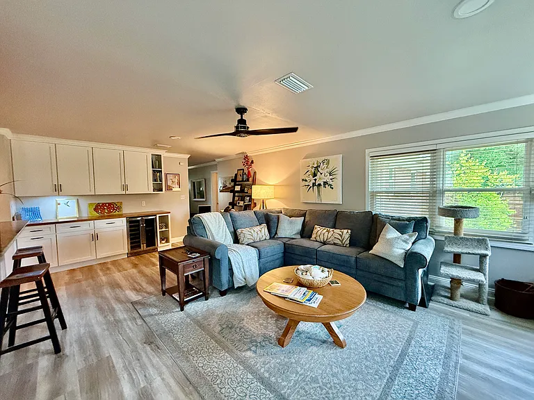 3791 Maule Rd — Photo 3