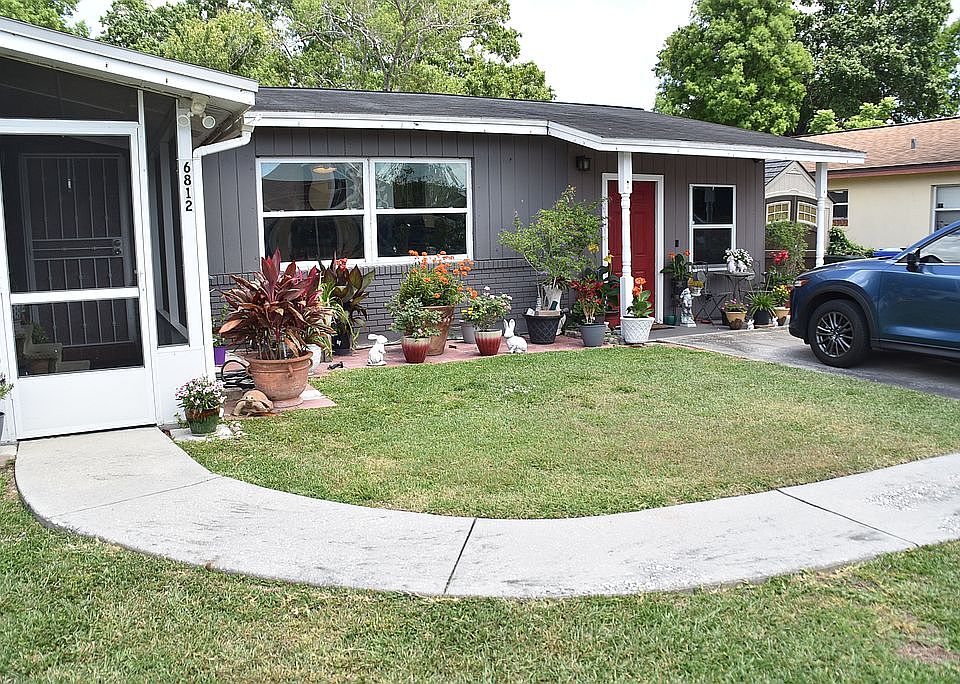 1st image of 6812 Spencer Cir
