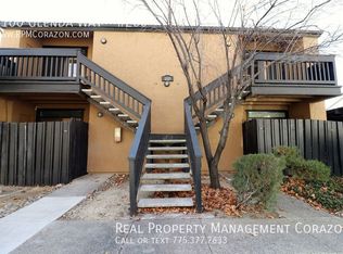 1100 Glenda Way APT 200, Reno, NV 89509