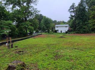 4917 Macon Rd, Rockville, MD 20852