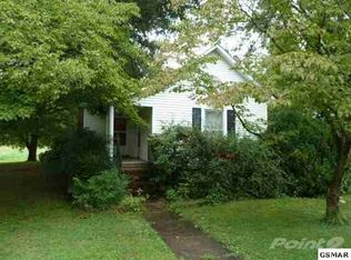 119 Creek Ave, Sevierville, TN 37862