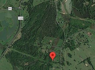8441 NE County Road 3250, Chatfield, TX 75105
