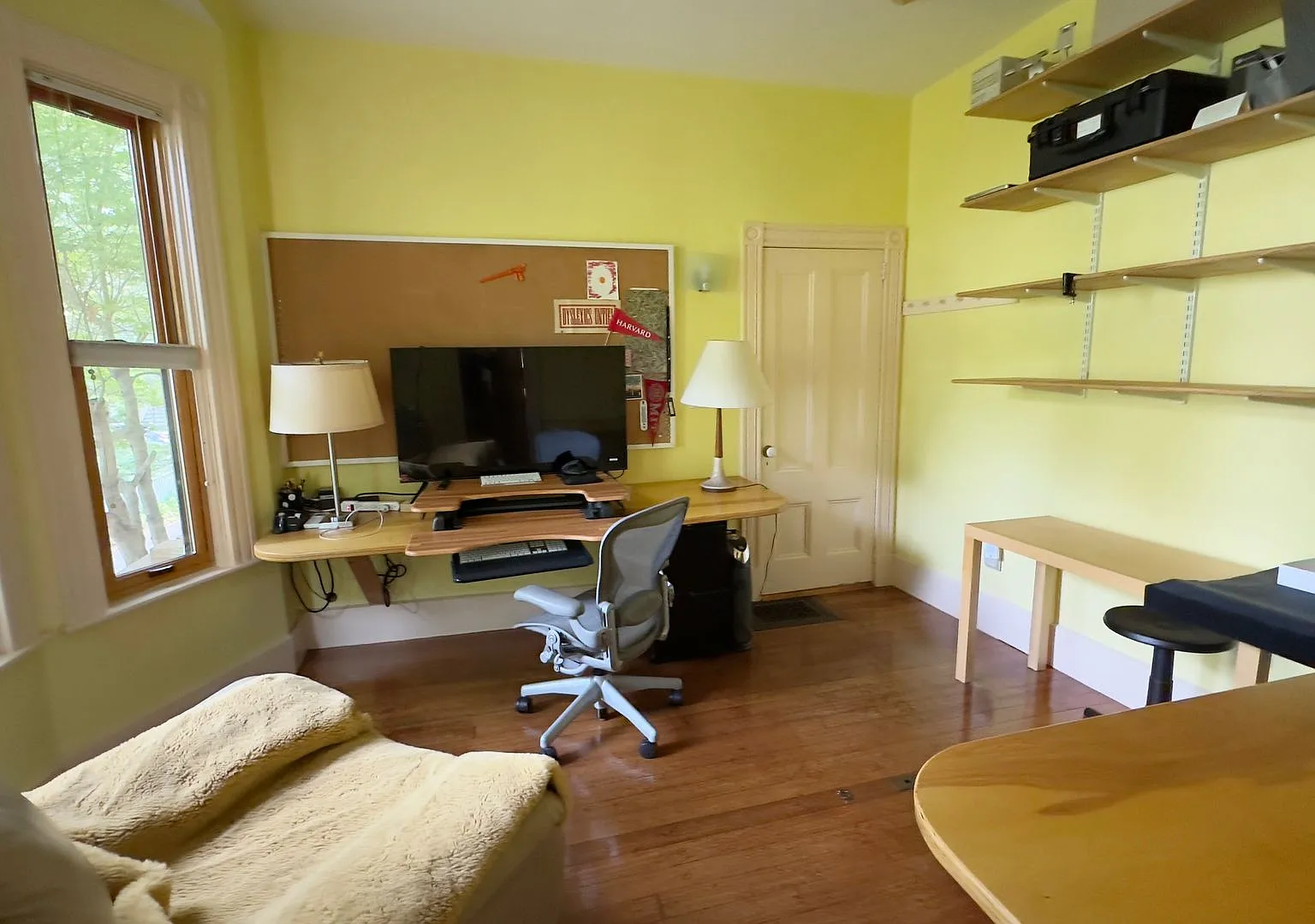 Gorgeous entire home in Cambridge Nature available 9/1/26 — Photo 4