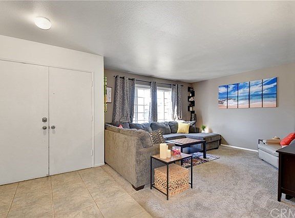3rd image of 15934 Elaine Ave