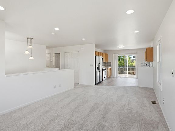4th image of 1401 Kosciusko Blvd