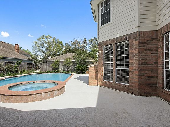 5th image of 4411 Cedar Ridge Trl