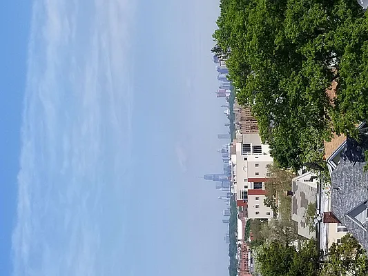 Rented by City Vista Inc | media 13