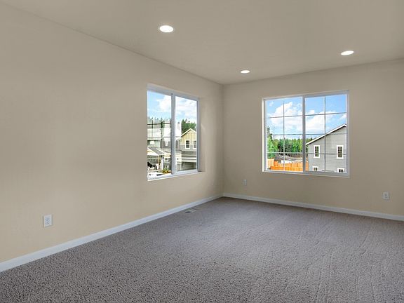 3rd image of 13511 189th Ave E