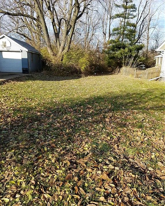 1st image of 3630 Creston Dr