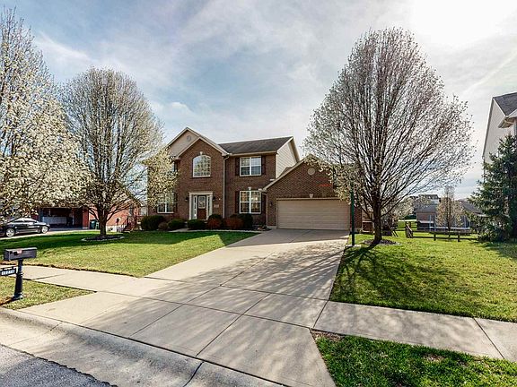 2nd image of 10210 Desmond Ct