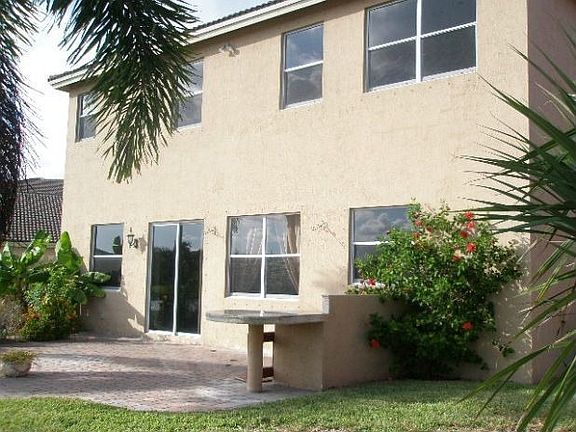 5th image of 4387 Onega Cir