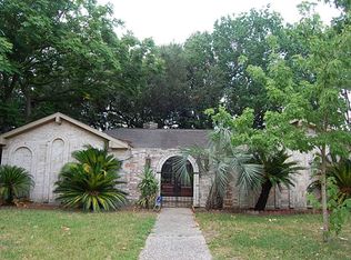 7911 Captain Dr, Houston, TX 77036