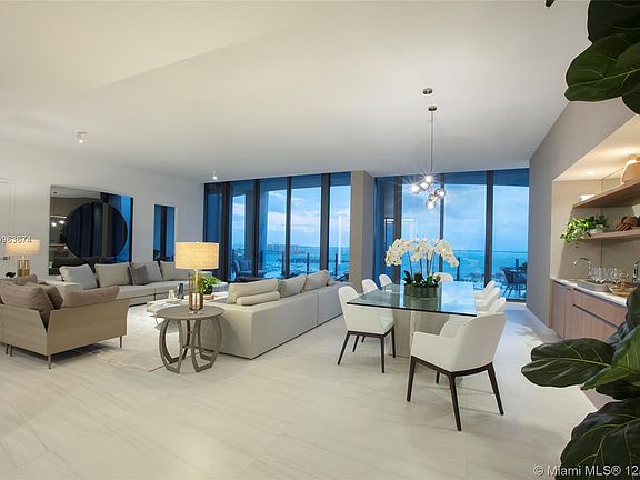 3rd image of 2811 S Bayshore Dr #16BC