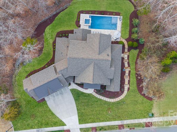 17416 Gillican Overlook Rd, Davidson, NC 28036