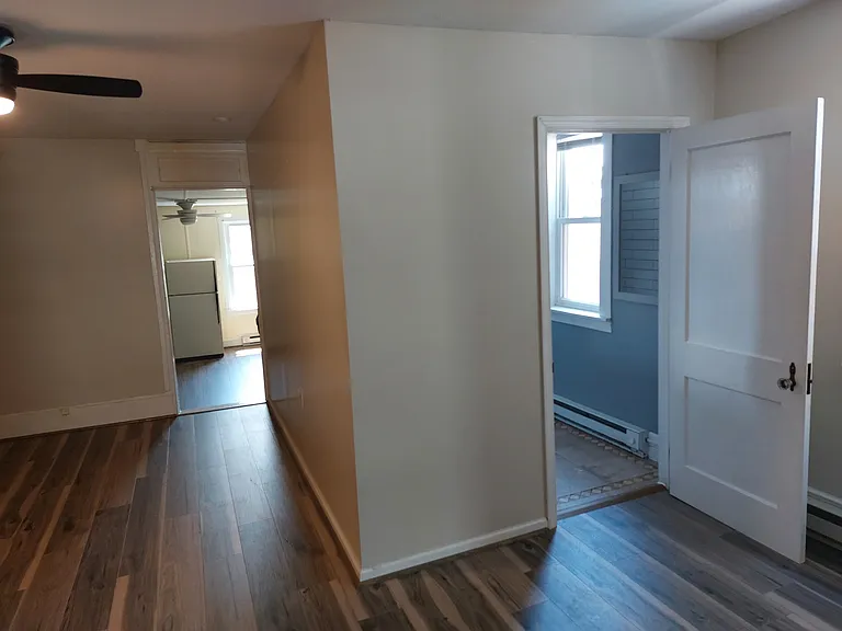 209 Lincoln Way E — Photo 7