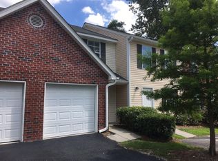 2037 Shadow Ferry Dr, Charleston, SC 29414