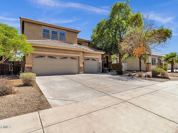 2nd image of 2821 N 151ST Avenue