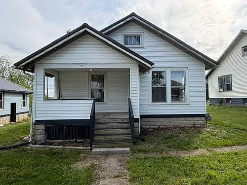 4 Columbia Dr #E Photo 1 4 Columbia Dr #E Photo 1