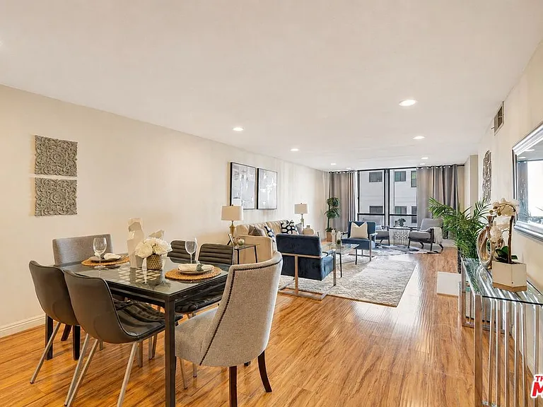 1900 Vine St #103 — Photo 3