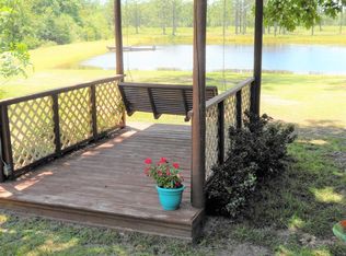 396 Pioneer Dr, Defuniak Springs, FL 32433