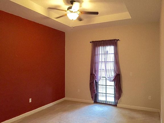 3rd image of 430 SE 37th Ter #430