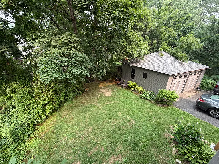 97 Claremont Rd #3 — Photo 11