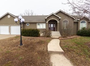 1507 Briargate Dr, Salina, KS 67401